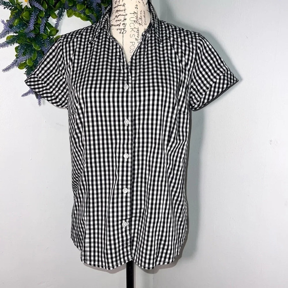 Liz Claiborne,LP, short sleeve button, front gingham, stretchy checkered print - Picture 1 of 7
